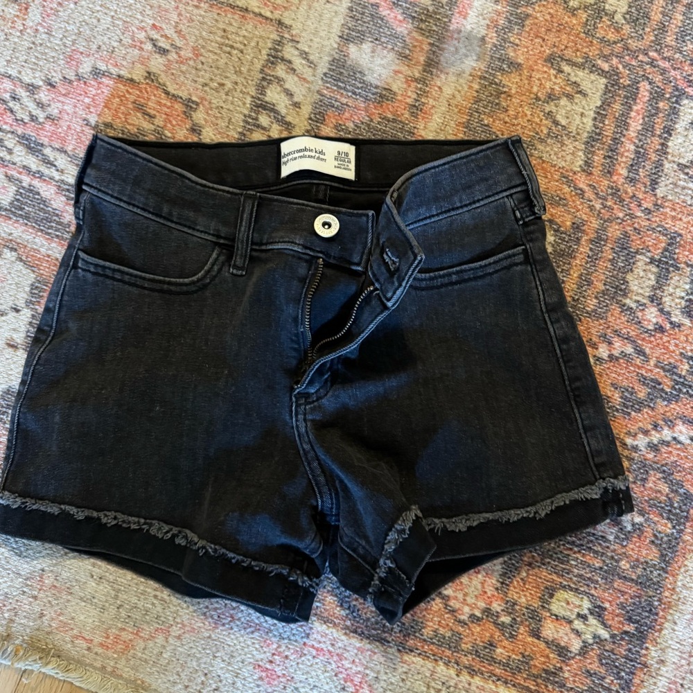 Girls Abercrombie Black Denim Shorts